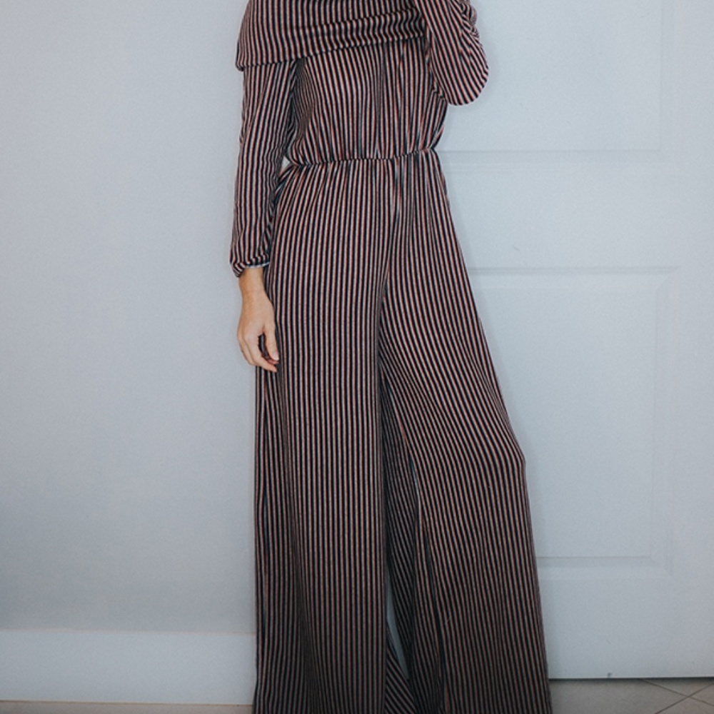 MARLEE- OFF SHOULDER STRIPE JUMPSUIT (MAUVE)